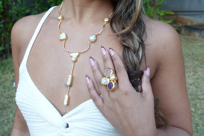 Iridescent Moonstone Y-Shaped Lariat Design Necklace and Earrings – Modern Boho 18K Gold-Plated jewellery Set.