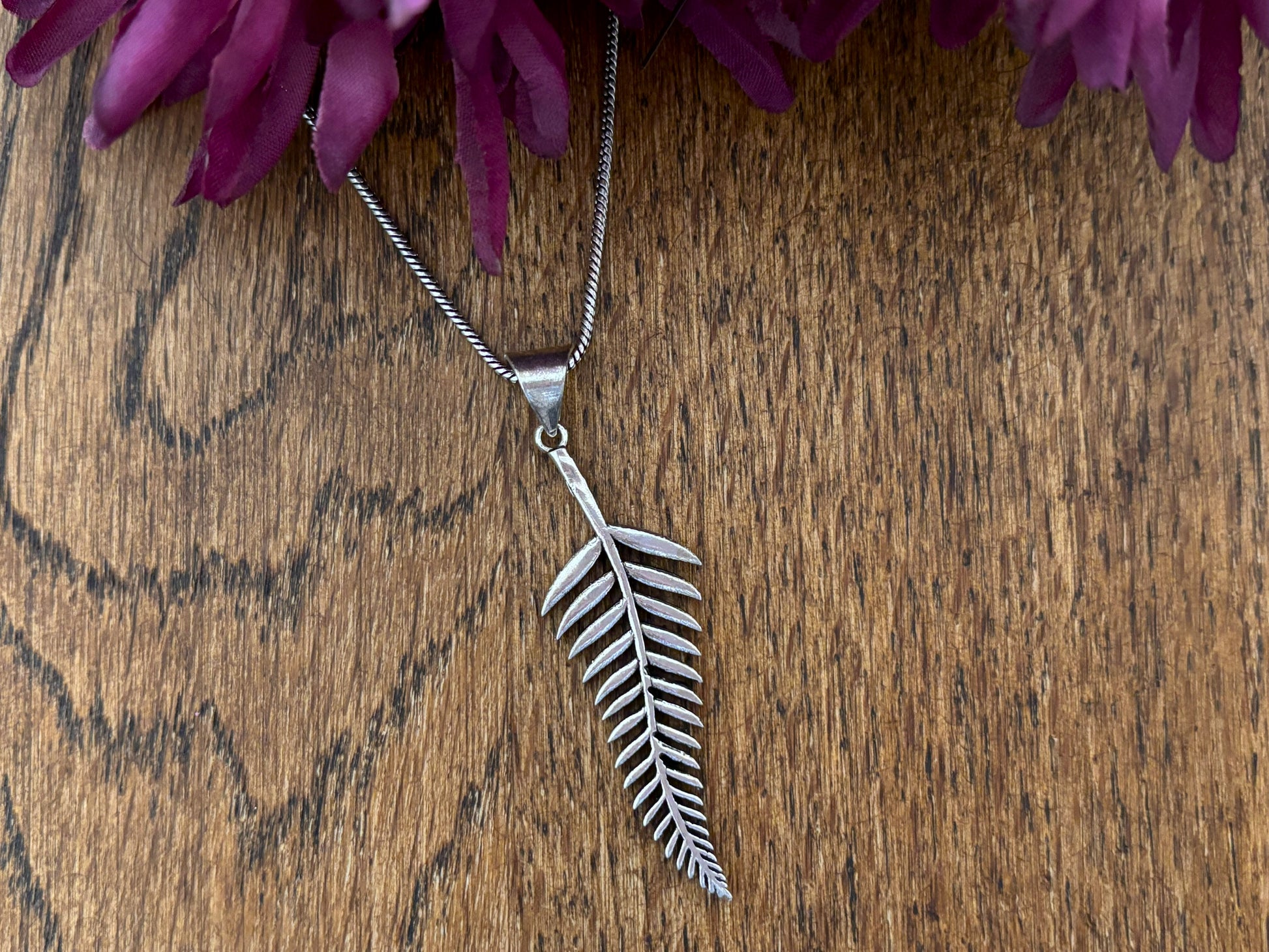 Gold/Silver Fern Leaf Pendant Necklace..