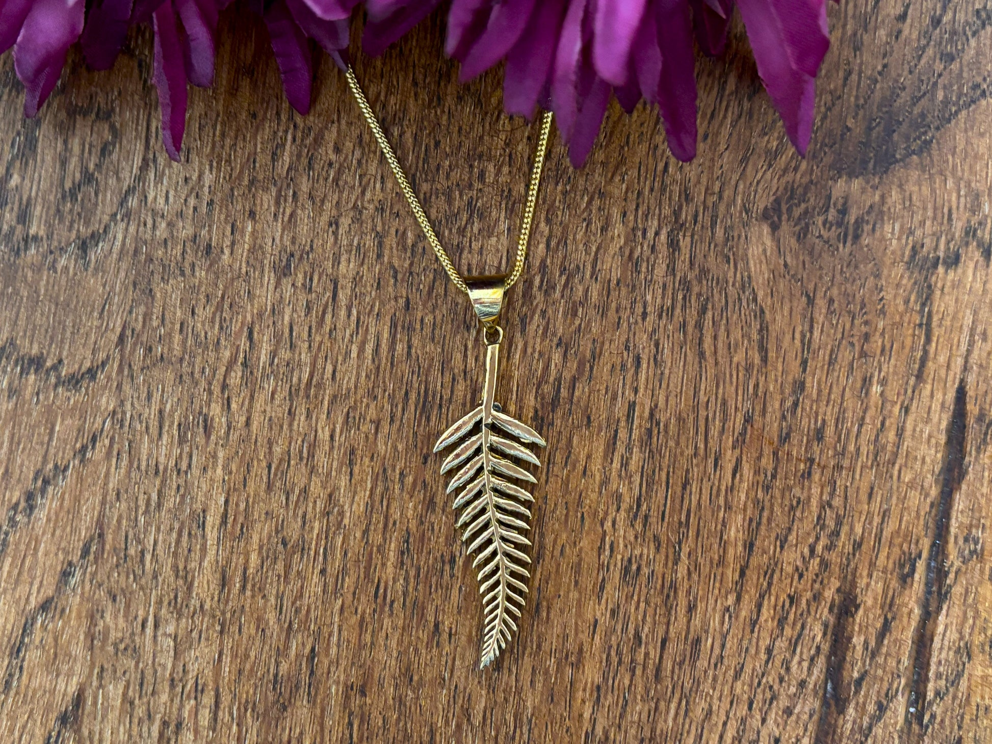 Gold/Silver Fern Leaf Pendant Necklace..