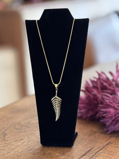 Gold/Silver Fern Leaf Pendant Necklace..
