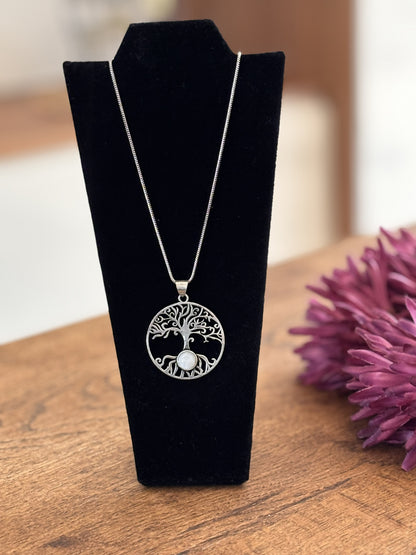 Gold/Sliver Tree of Life Gemstone Pendant..