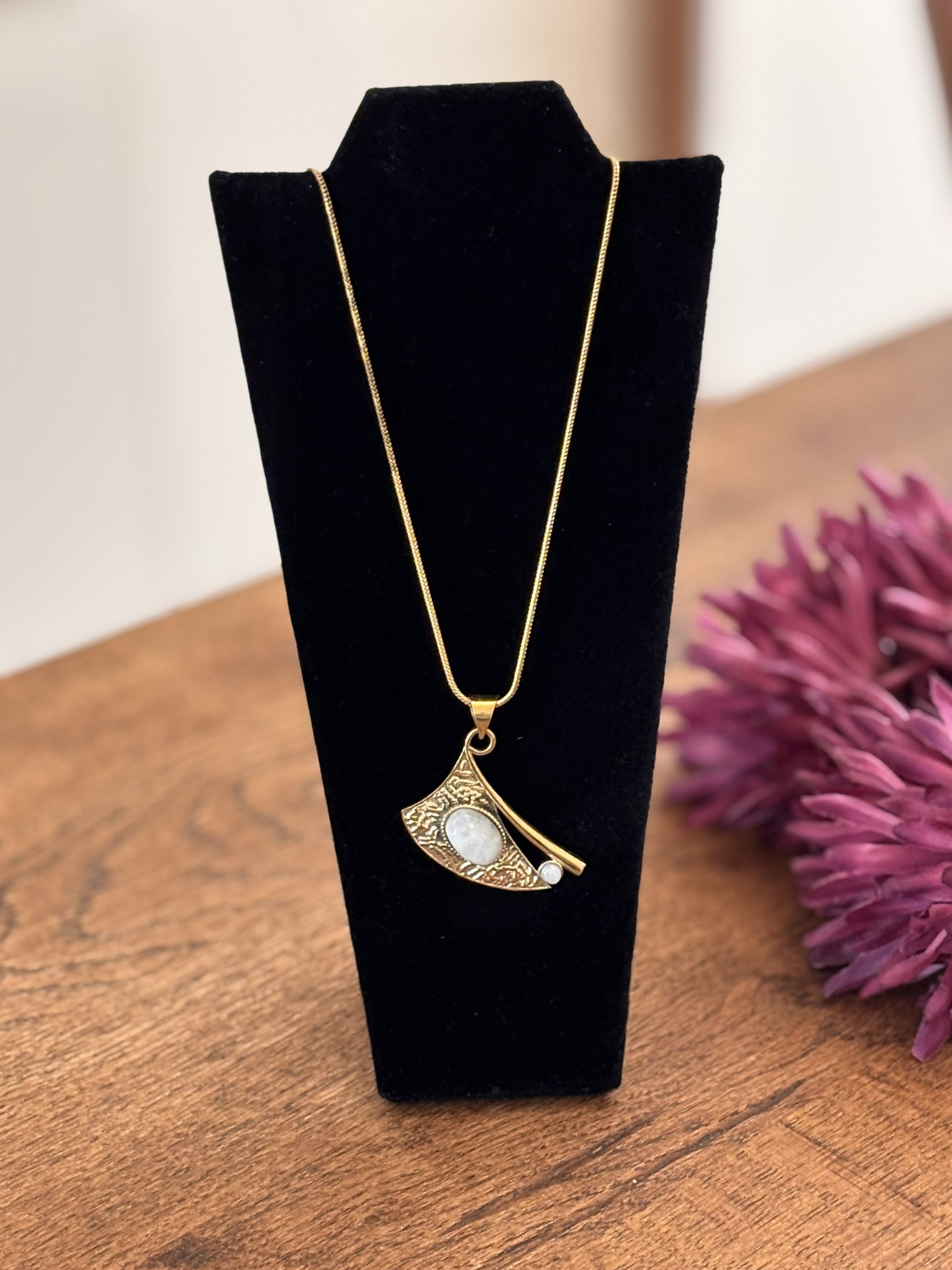 Gold/Sliver Moonstone Pendant – Boho Statement Pendant..