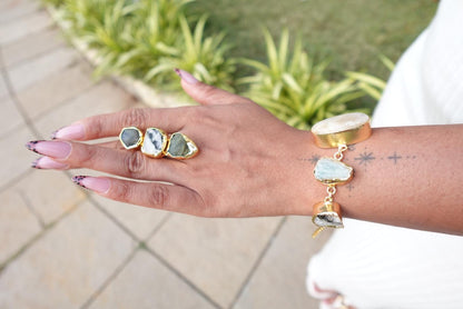 Earthbound Elegance Trio Stone Rings – Textured 18K Gold-Plated Brass Setting.