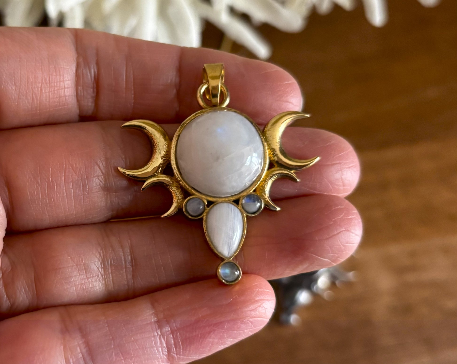 Gold/Sliver Triple Goddess Pendant with Labradorite/Moonstone – Brass Pendant.