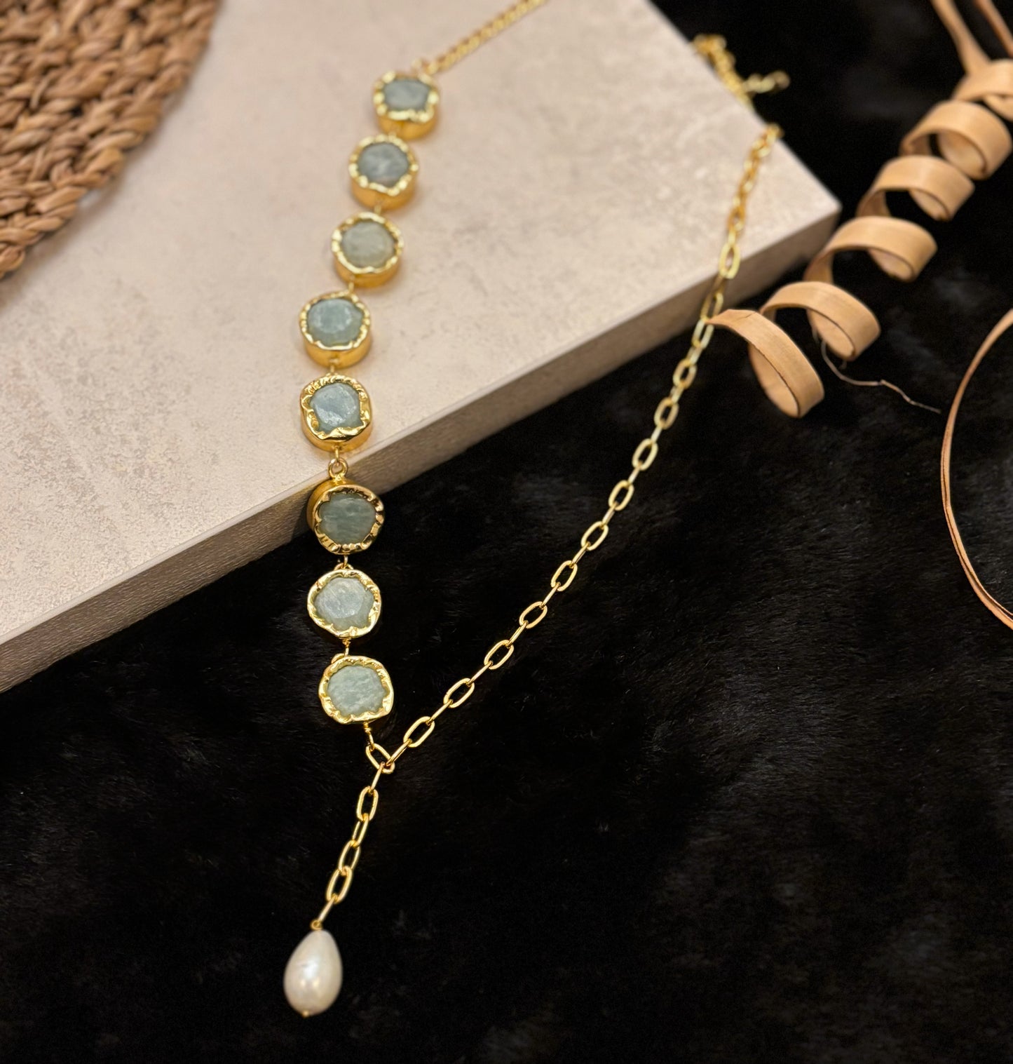 Handcrafted 18K Gold-Plated Asymmetrical Necklace Featuring Raw-Cut Gemstones with Teardrop Pendant – Bohemian Luxe Statement Jewellery.