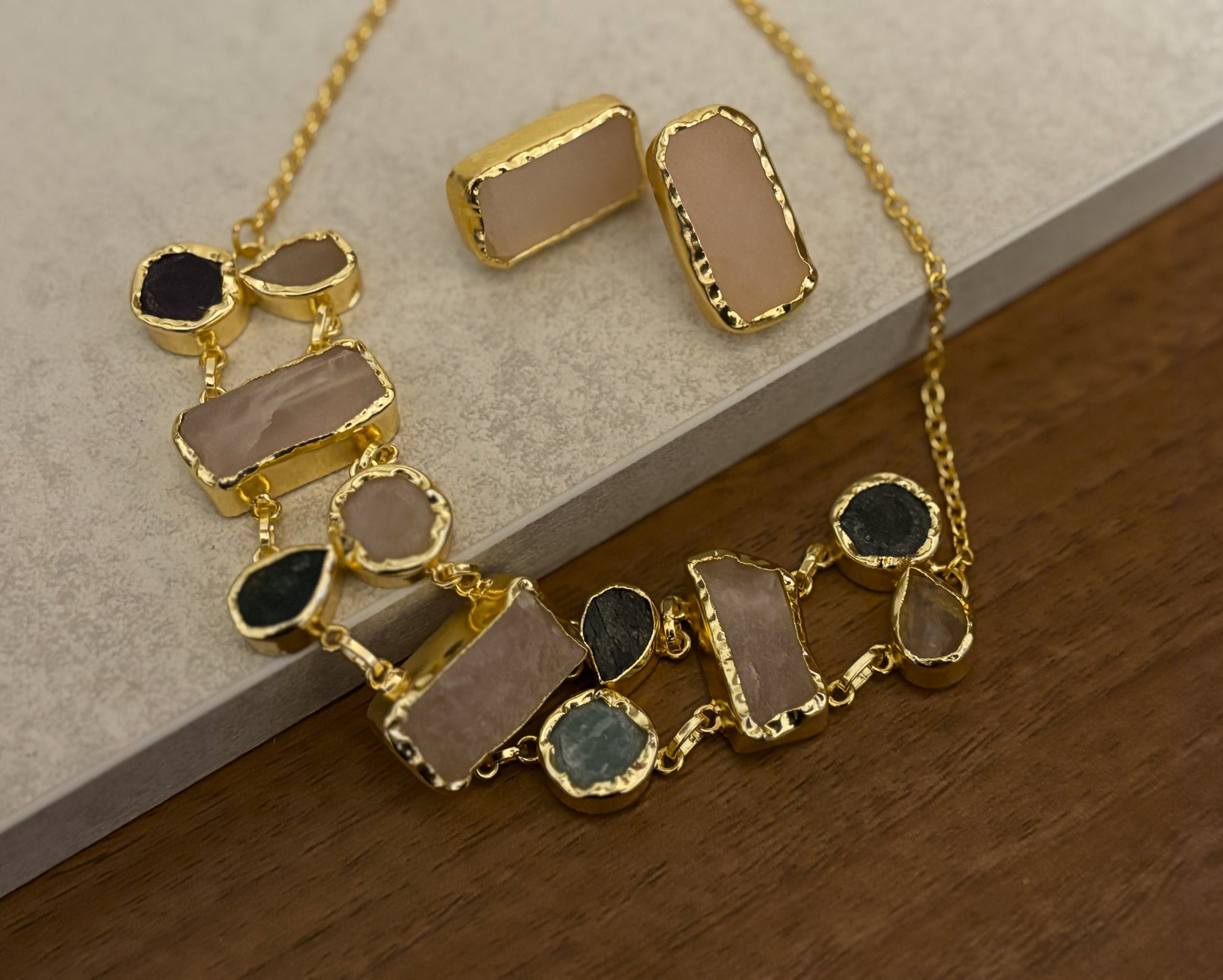 Handcrafted Gold-Plated Natural Stone Choker Set | Artisan Boho Necklace & Stud Earrings.