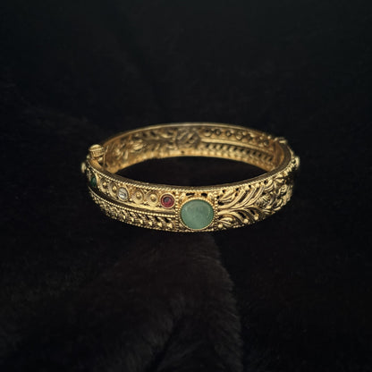 Two-Way Brass Kada Bangle — Twin Dawn