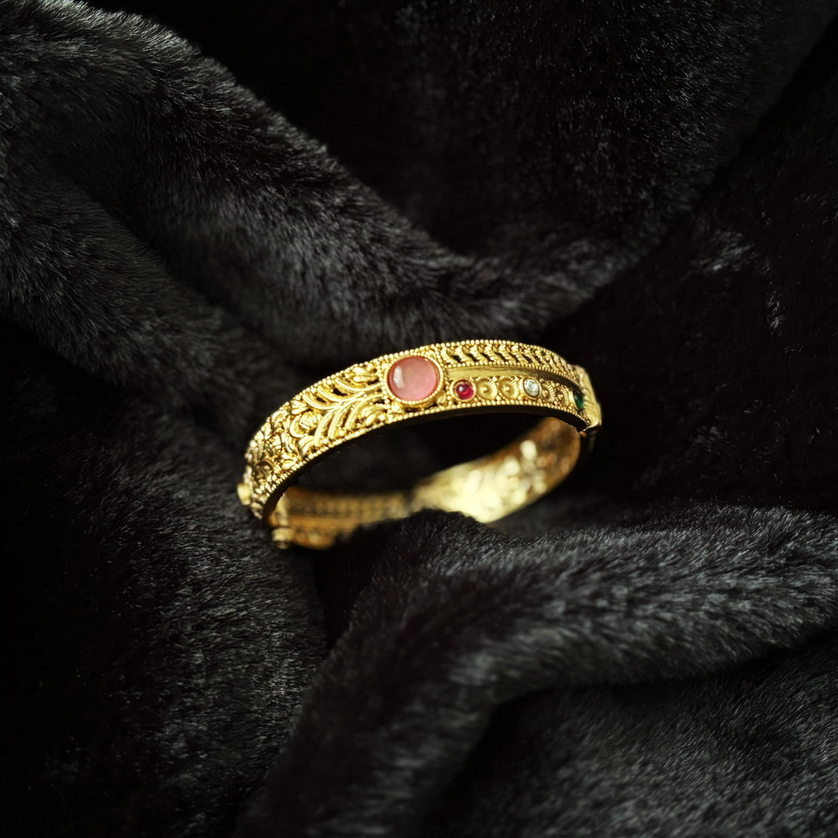 Two-Way Brass Kada Bangle — Twin Dawn